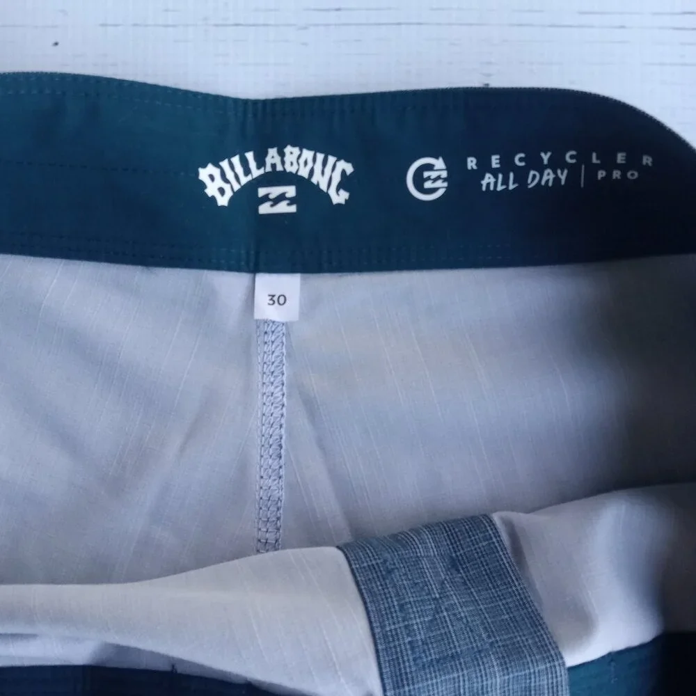 Men's BILLABONG Recycler Pro Performance Board Swim Shorts Size 30 NWOT‎